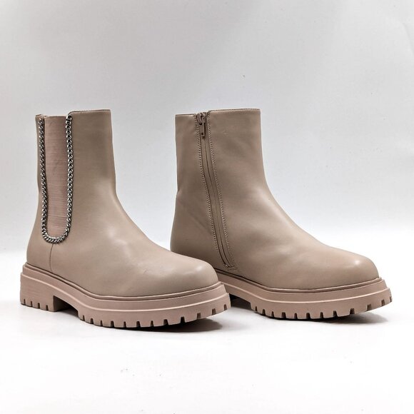 Vaneli Women Zetta Natta Ivory Leather Chelsea Platfrom Ankle Boots size 10 - Picture 1 of 11